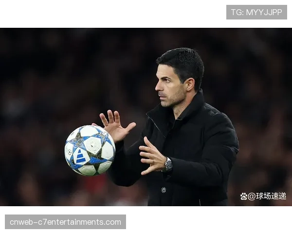 战术复盘：阿尔特塔的临场变阵，如何帮助十人阿森纳守住平局